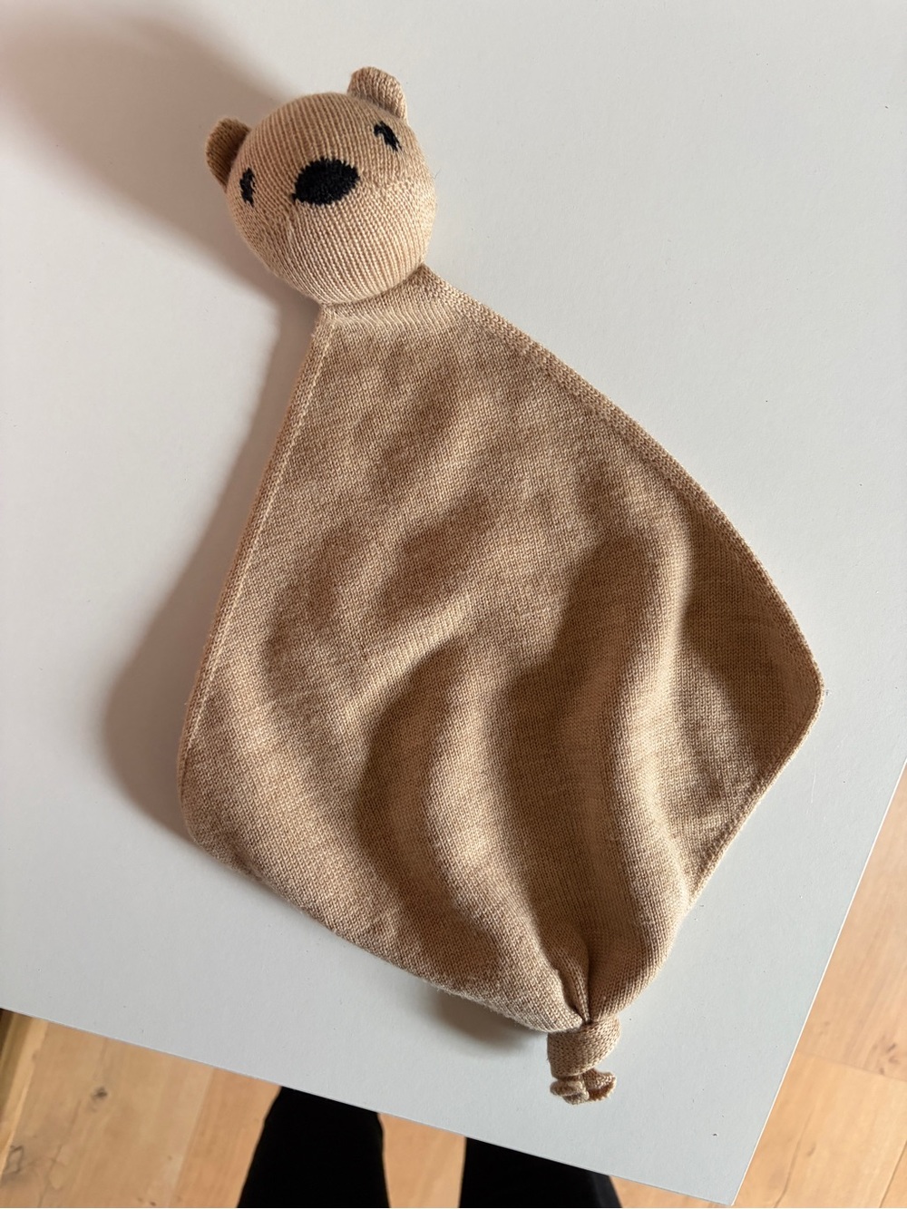Hvid brand Teddy Tokki lovey